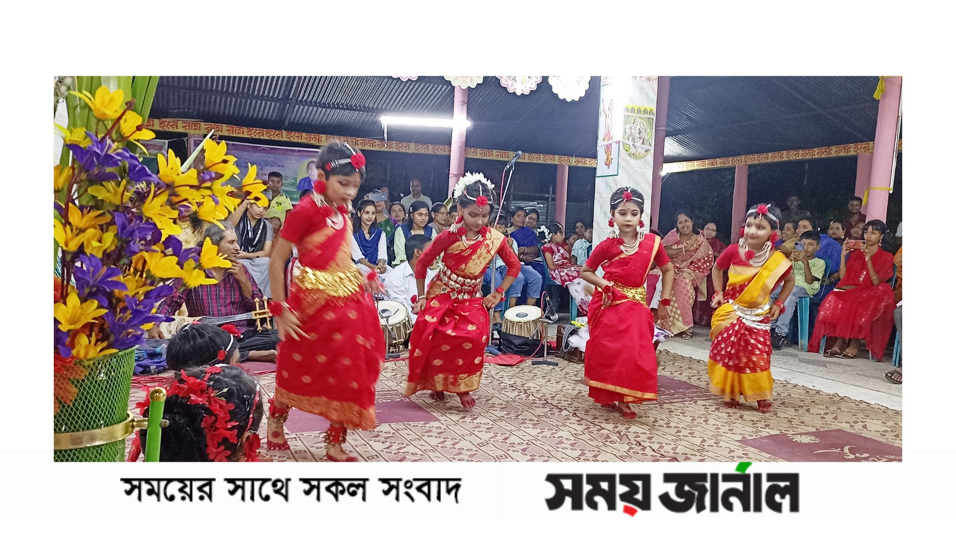 মোরেলগঞ্জে মহাষ্টমীতে মন্ডপে মন্ডপে  উপচেপড়া ভীড় ভক্তদের অঞ্জলী