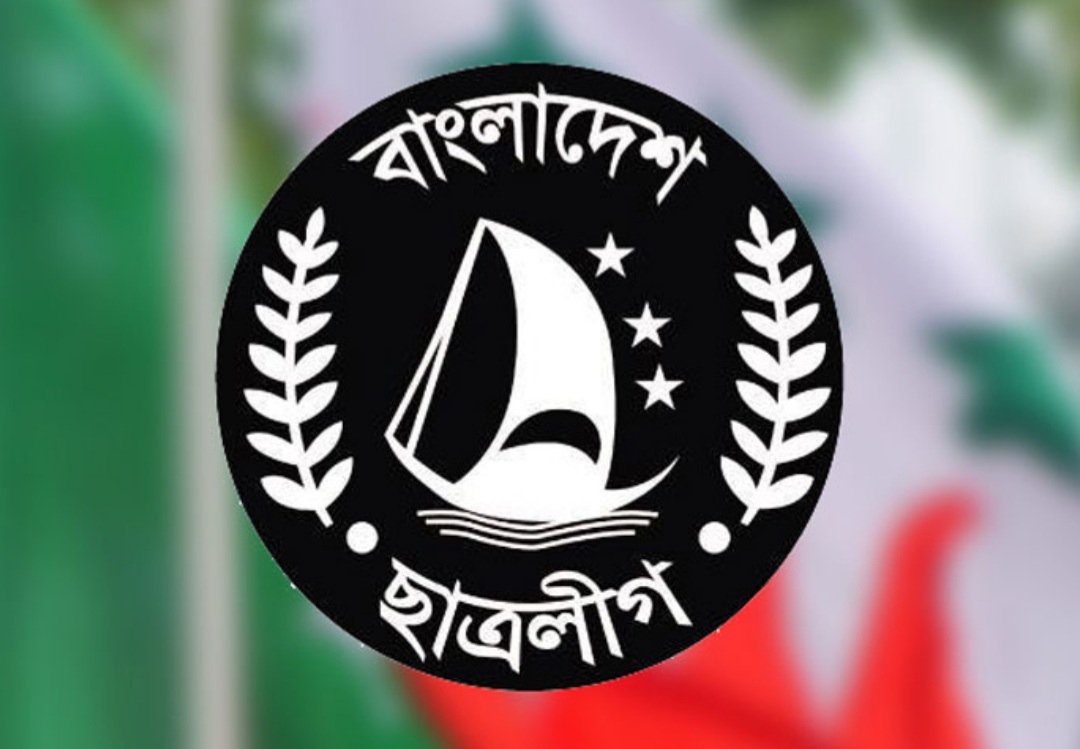 মোটরসাইকেলে করে পালাতে গিয়ে তিন ছাত্রলীগ কর্মী নিহত