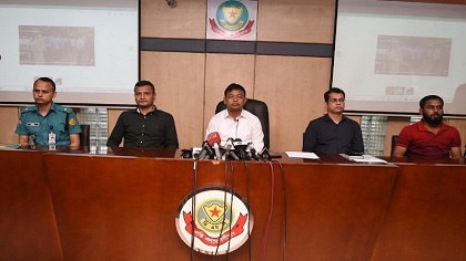 ডিবি বললে আইডি কার্ড দেখতে চাইবেন: হারুন