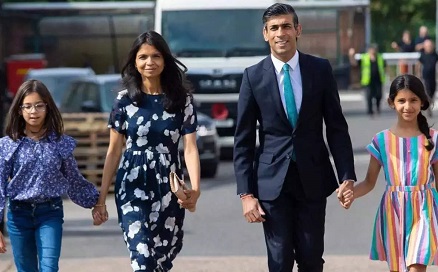 গীতা স্পর্শ করে শপথ নিচ্ছেন কি, ঋষি সুনক