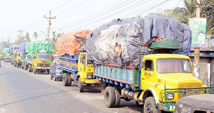 সিলেটে পণ্যবাহী পরিবহন ধর্মঘট