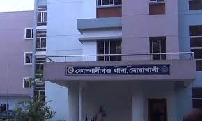 বাবার ওপর অভিমানে মেয়ের আত্মহত্যা