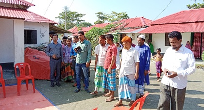 নোয়াখালীতে মুজিবশতবর্ষ ঘর পরিদর্শন