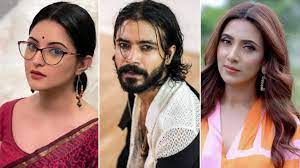 পরীমনি ও মিম: চলছে পোস্ট-পাল্টা পোস্ট