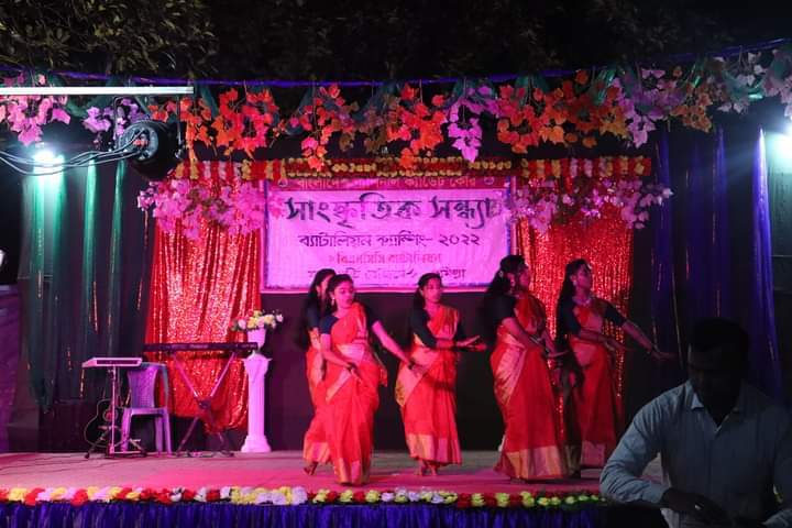 জমকালো সাংস্কৃতিক সন্ধ্যার মধ্য দিয়ে পর্দা নামলো বিএনসিসির ব্যাটালিয়ন ক্যাম্পের