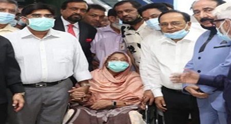 পাঁচ মাস পর দেশে ফিরলেন রওশন এরশাদ