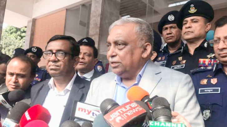 ১০ ডিসেম্বর যদি খালেদা জিয়া সমাবেশে যোগ দেন তা হলে আদালত ব্যবস্থা নেবেন