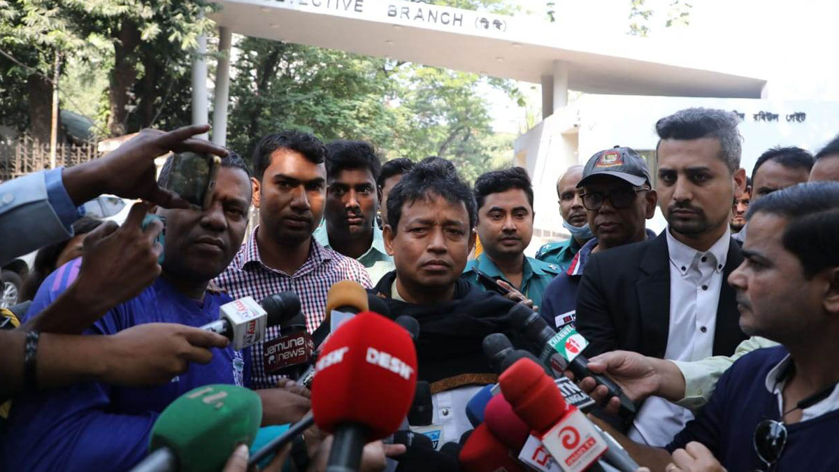 মির্জা ফখরুল ও মির্জা আব্বাস গ্রেফতার