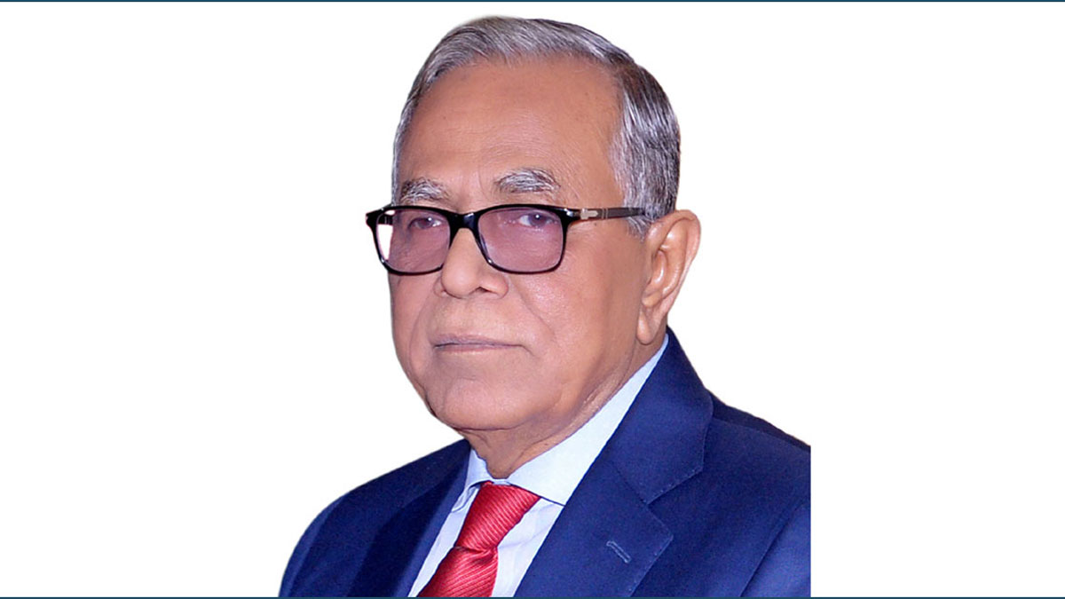 স্বাধীনতার সুফল পৌঁছে দিতে গণতন্ত্রকে প্রাতিষ্ঠানিক রূপ দিতে হবে