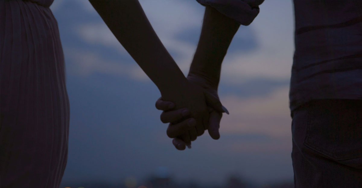 শ্বশুরকে মদ খাইয়ে শাশুড়িকে নিয়ে পালাল জামাই!