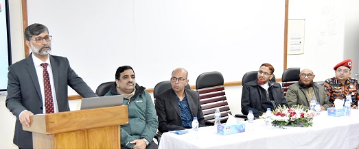 খুবির ইসিই ডিসিপ্লিনের উদ্যোগে অগ্নিনির্বাপণ ও উদ্ধার সংক্রান্ত প্রশিক্ষণ