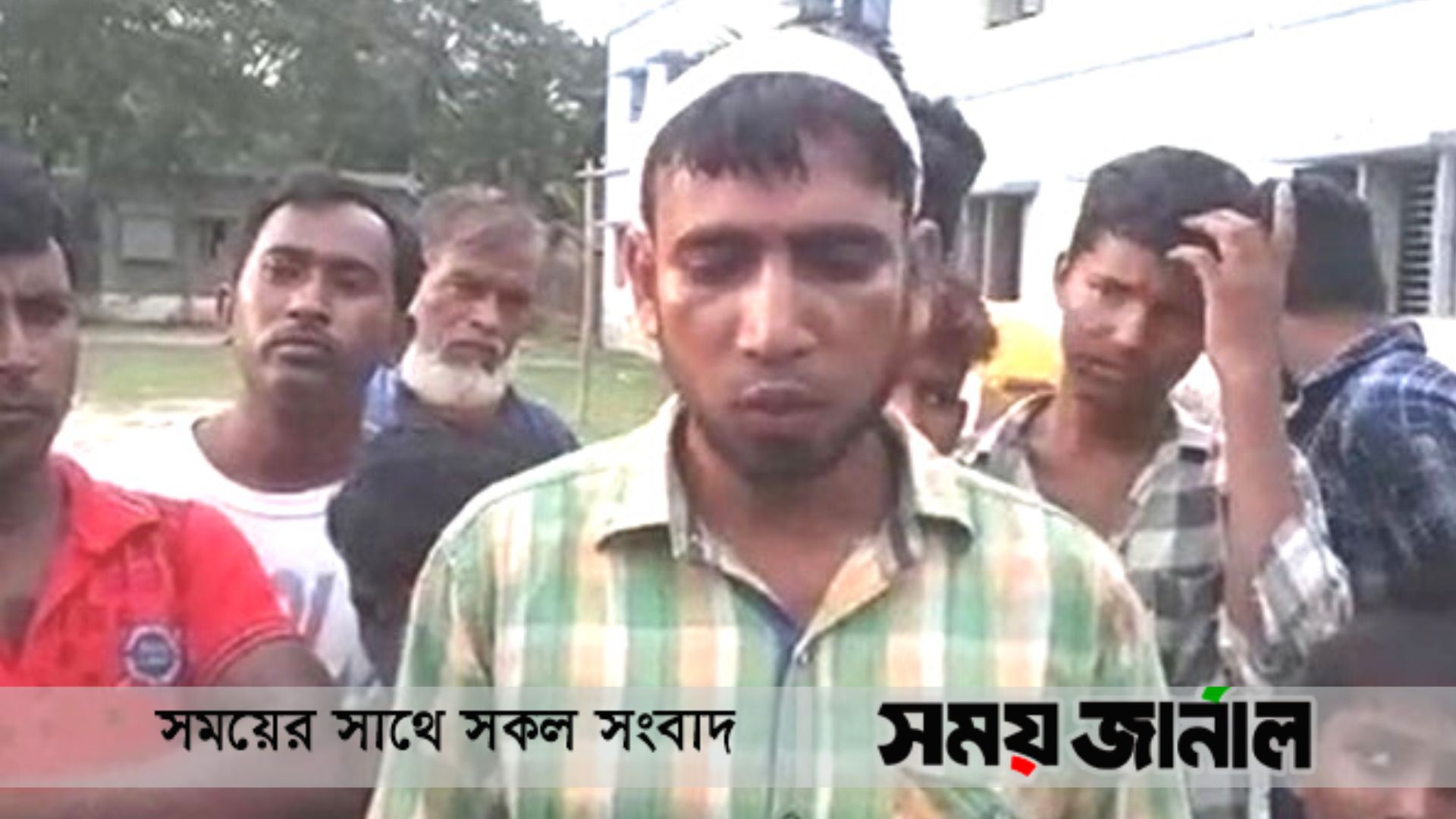 জয় শ্রীরাম বলতে ‘অস্বীকার’ করাই চলন্ত ট্রেনে এক মুসলিমকে মারধোড় করে ছুড়ে ফেললো