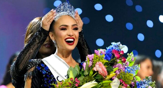 ফিলিপিনো আমেরিকান আর'বনি গ্যাব্রিয়েল হলেন মিস ইউনিভার্স