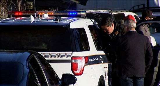 যুক্তরাষ্ট্রে তিনটি পৃথক হামলায় স্কুলছাত্রসহ নিহত ৯