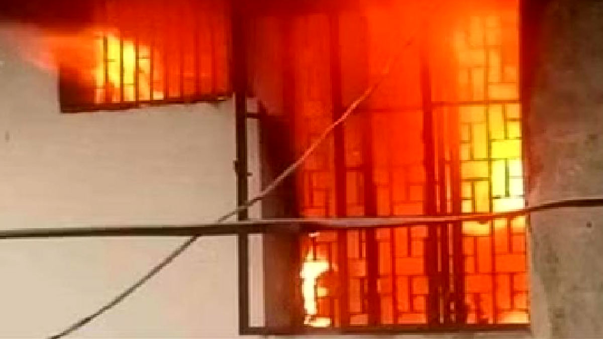 ভারতের হাসপাতালে আগুনে পুড়ে ২ চিকিৎসকসহ মৃত্যু ৫ জনের