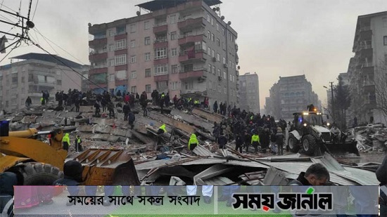 ভূমিকম্পে নিহত বেড়ে ৫০০,  জরুরি অবস্থা জারি