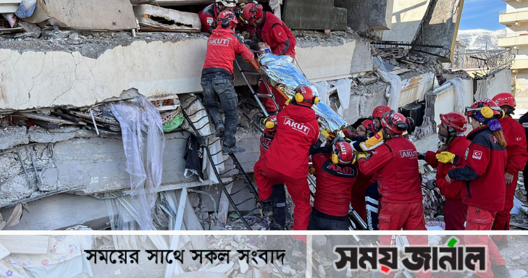 কমছে আশা: হৃদয়বিদারক চিত্র তুরস্ক-সিরিয়ায়