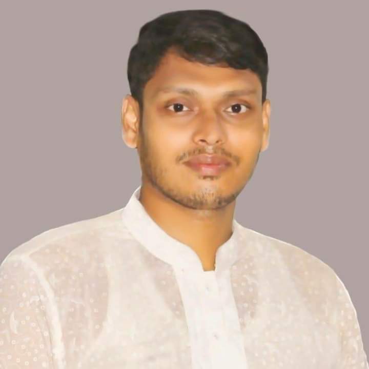 উত্তাল জনতা দৃঢ় বিশ্বাস নিয়ে বঙ্গবন্ধুর মুখের দিকে তাকিয়ে ছিলেন