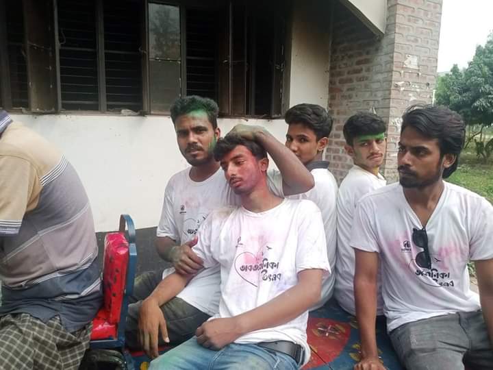 টি-শার্ট বিতরণকে কেন্দ্র করে ইবিতে দুই গ্রুপের সংঘর্ষ, আহত তিন