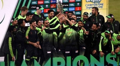 পিএসএলের শিরোপা রেখে দিলো লাহোর