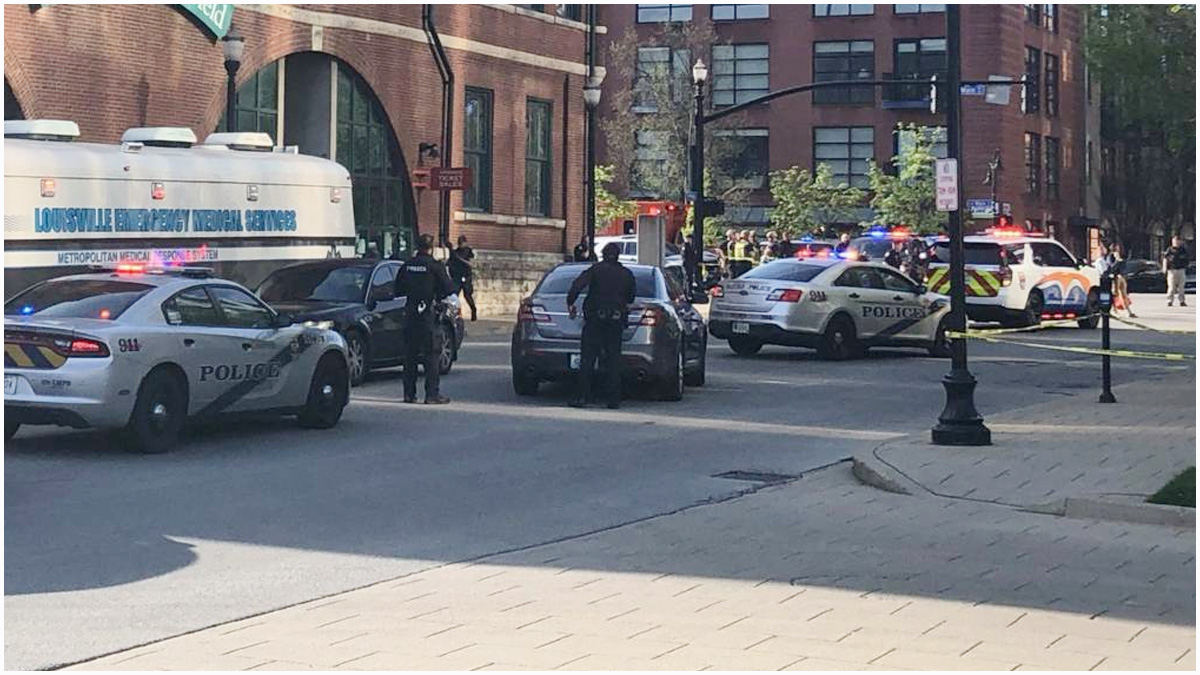 যুক্তরাষ্ট্রে গুলিতে নিহত ৫