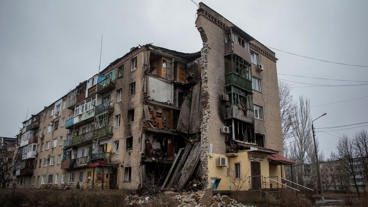 বাখমুতে ভয়াবহ কৌশল ‘স্ক্রোর্চড আর্থ’ ব্যবহার করছে রুশ বাহিনী