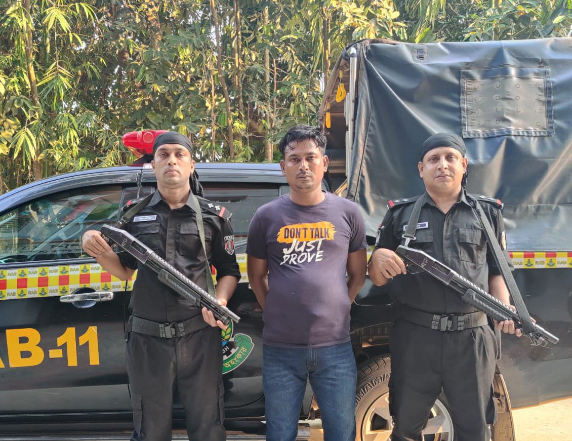 ১৭ বছর ধরে পলাতক সাজাপ্রাপ্ত আসামি গ্রেফতার