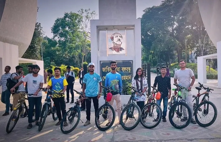 কুবি'র ১৭ বছর পূর্তিতে সিওইউ সাইক্লিস্টের ১৭.১৭ কি.মি. রাইড উৎসর্গ