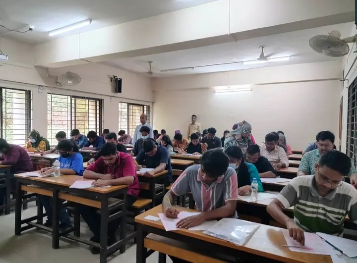 কুবিতে গুচ্ছ পদ্ধতির 'এ' ইউনিটের পরীক্ষায় উপস্থিতি  ৯৩.১০ শতাংশ