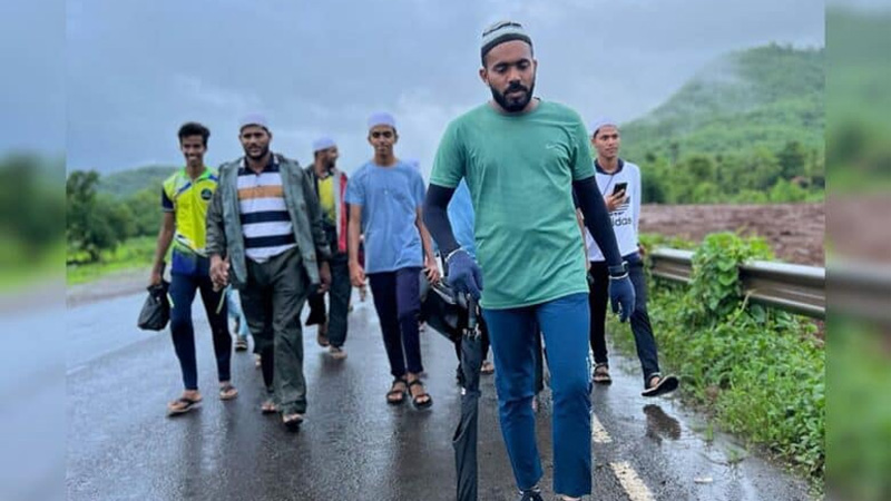 ৮ হাজার ৬০০ কিমি পথ পায়ে হেঁটে হজ করতে মক্কা পৌঁছেছেন সেই শিহাব চত্তুর