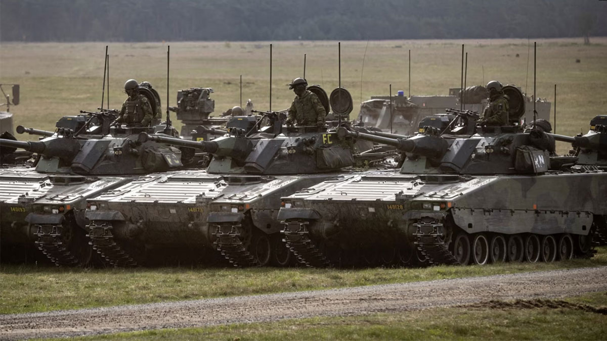 রাশিয়ার আক্রমণের শঙ্কা উড়িয়ে দিচ্ছে না সুইডেন