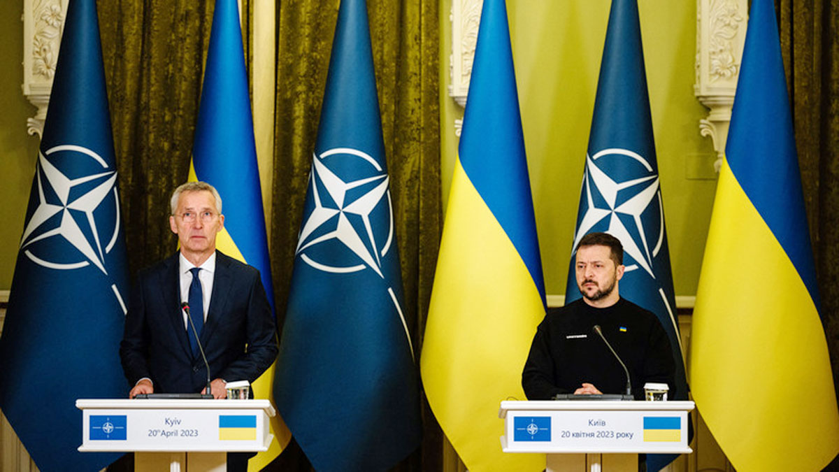 ন্যাটোকে আল্টিমেটাম জেলেনস্কির