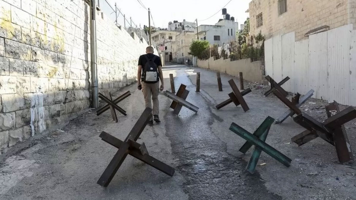 পশ্চিম তীরে ক্যাম্পে ব্যাপক ইসরায়েলি হামলা,নিহত হয়েছে ফিলিস্তিনি