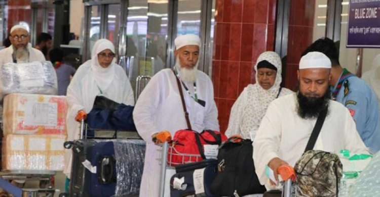 ৫ হাজার ৯২০ হাজি ১৬ ফ্লাইটে দেশে ফিরেছেন