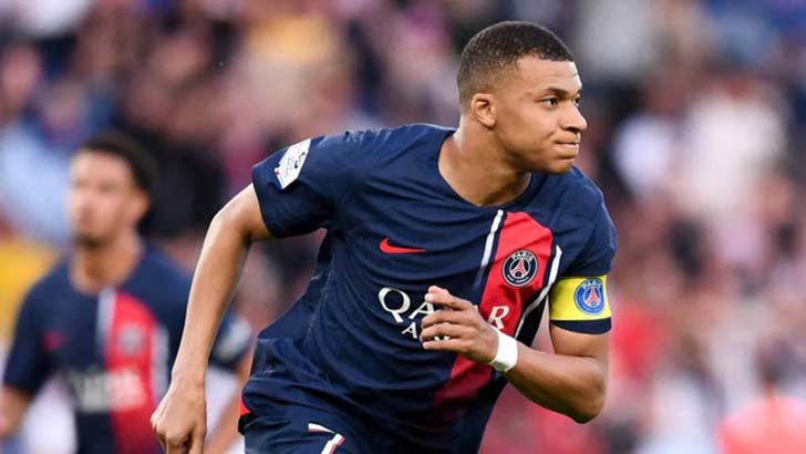 যত বেতনে রিয়াল মাদ্রিদে যাচ্ছেন এমবাপ্পে