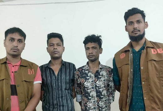 সাভারে দুই মাদক কারবারি গ্রেফতার