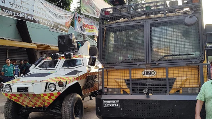 হঠাৎ নেতাকর্মীশূন্য বিএনপি কার্যালয়