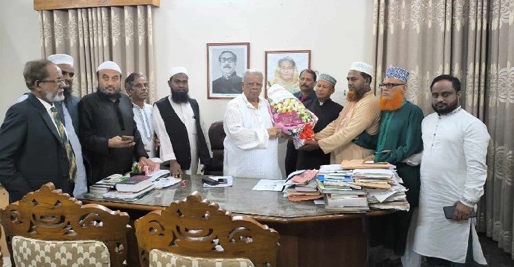 শেখ হাসিনার নেতৃত্বে থাকার ঘোষণা দিলো ৫৮ দলীয় ‘ইউএনএ’