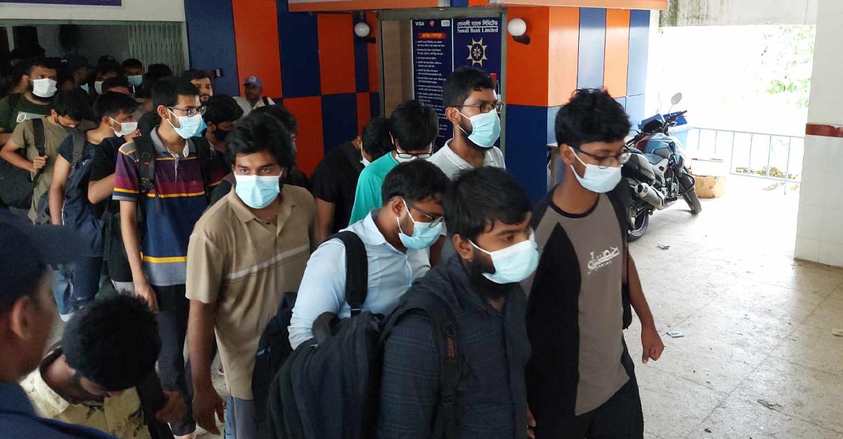 জামায়াত-শিবির সন্দেহে টাঙ্গুয়ার হাওরে আটক বুয়েটের ৩৪ শিক্ষার্থী