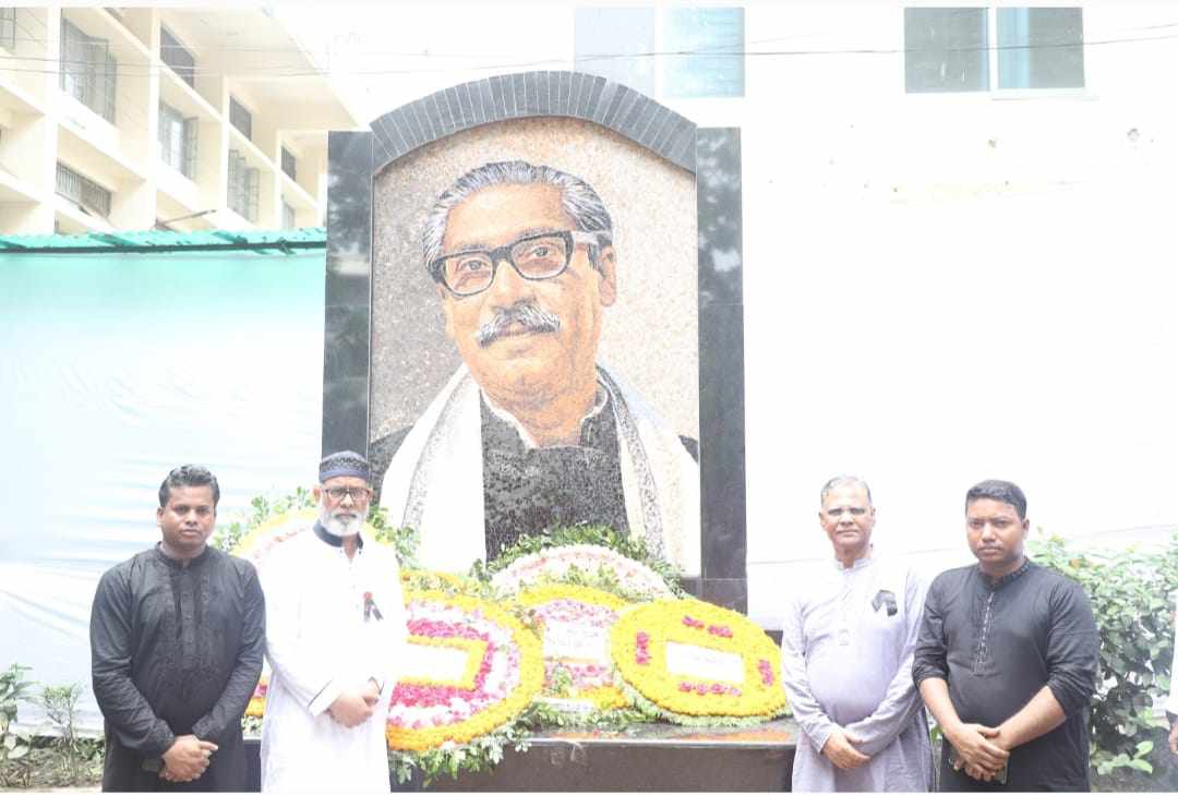 জবিতে ছাত্রলীগের জোরালো দাবির মুখে স্থাপিত হল বঙ্গবন্ধুর ম্যুরাল