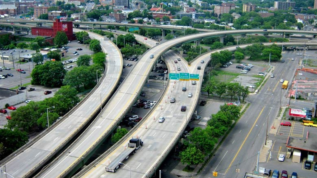 এক্সপ্রেসওয়ে পাড়ি দিতে কত টাকা লাগবে?