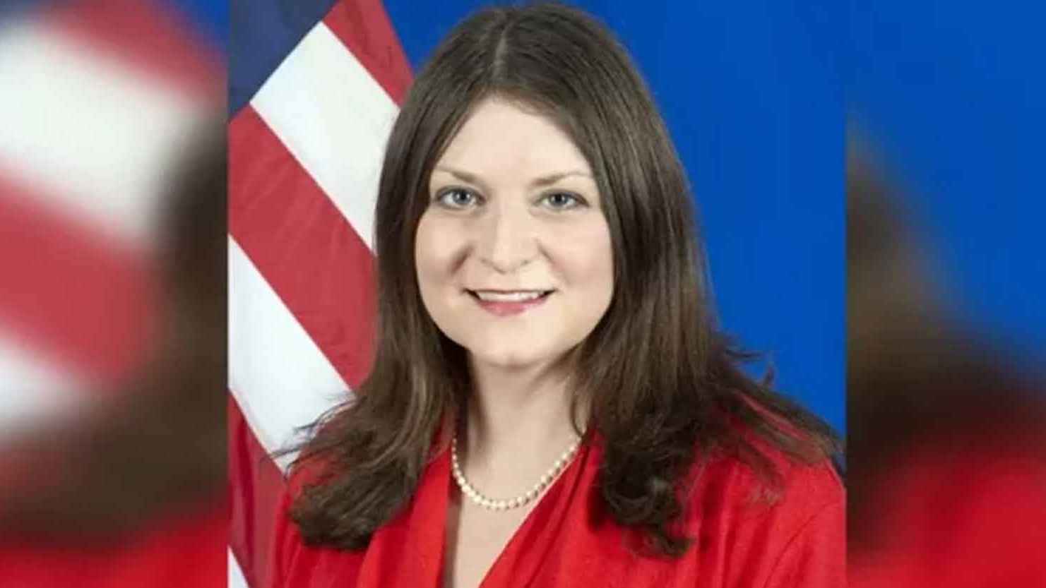 মার্কিন উপসহকারী মন্ত্রী মিরা রেজনিক ঢাকায়