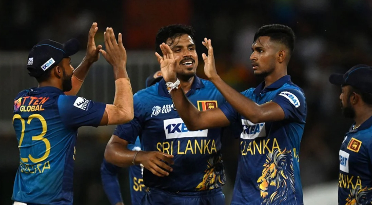অবশেষে ফাইনালে উঠলো শ্রীলঙ্কা