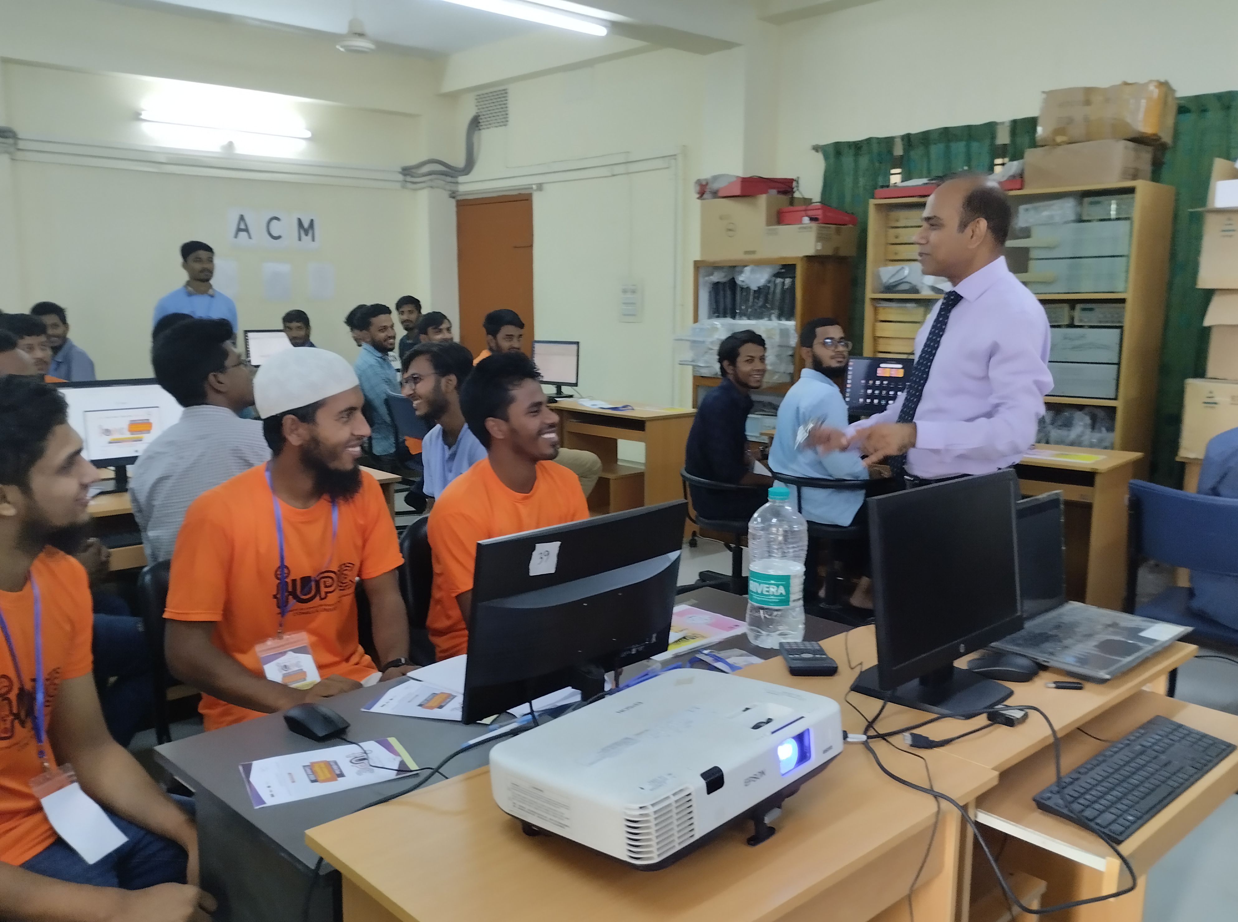 কুবিতে ইন্টার ইউনিভার্সিটি প্রোগ্রামিং কনটেস্ট-২০২৩ উদ্বোধন