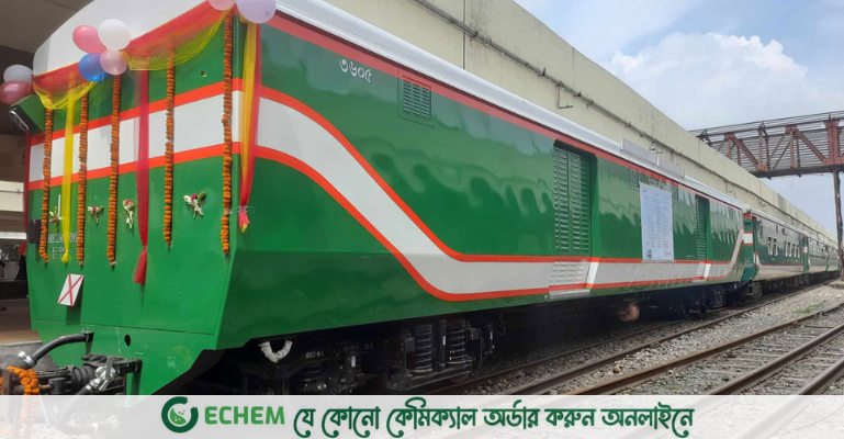যাত্রীবাহী ট্রেনে যুক্ত হলো লাগেজ ভ্যান