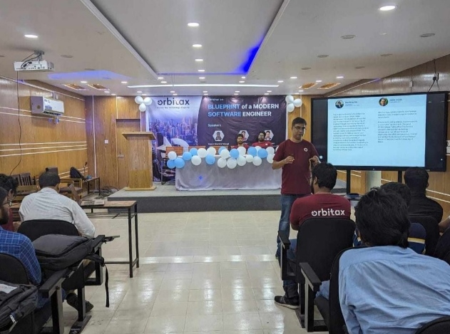 কুবি'র আইসিটি বিভাগে প্রোগ্রামিং কনটেস্ট ও সেমিনার অনুষ্ঠিত