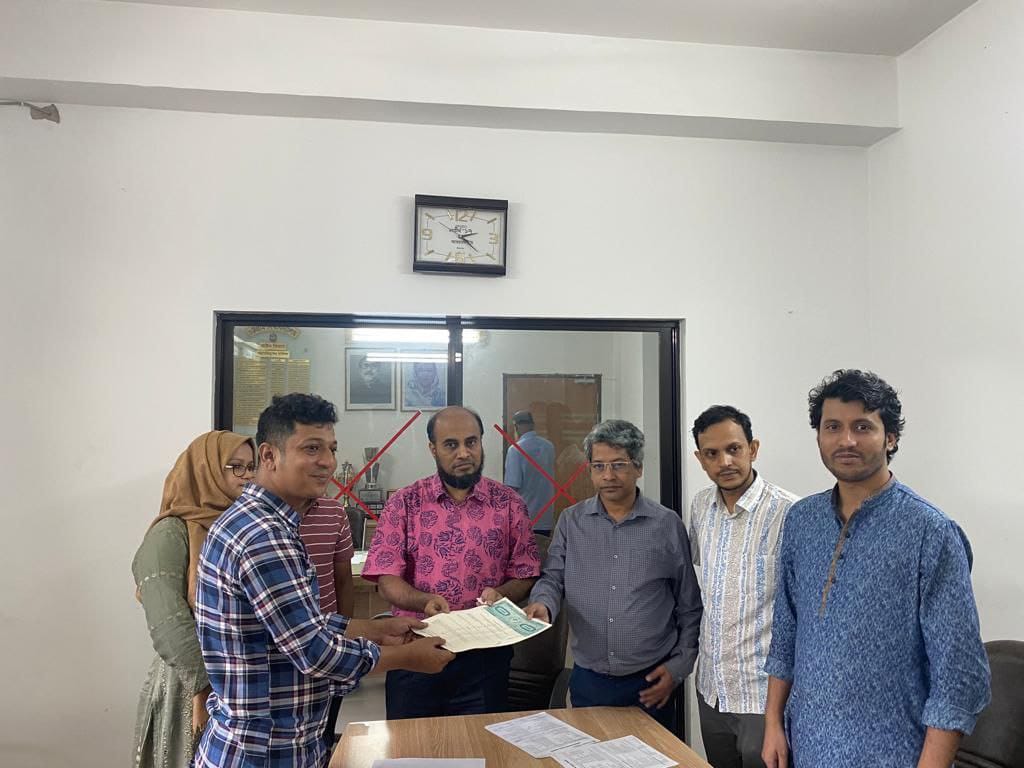 মনুপত্র ডটকমের সাথে চবির আইন বিভাগের চুক্তি স্বাক্ষর