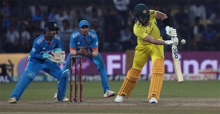 ভারতের বিপক্ষে টস জিতে ব্যাটিংয়ে অস্ট্রেলিয়া