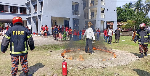 মোরেলগঞ্জে আন্তর্জাতিক দুর্যোগ প্রশমন দিবসে মহড়া অনুষ্ঠিত