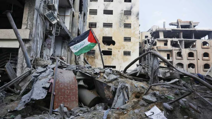 ইসরায়েলি হামলায় গাজায় নিহত বেড়ে ৭০২৮